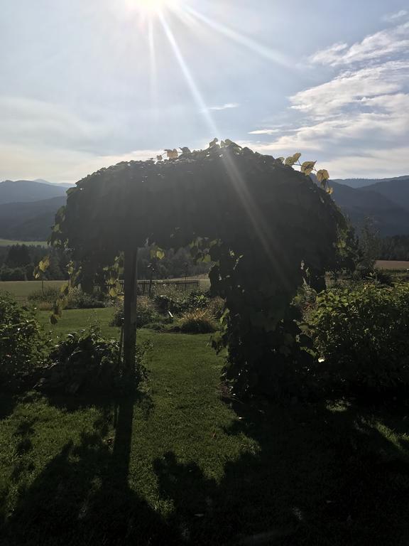 Husum Highlands Bed And Breakfast Bagian luar foto